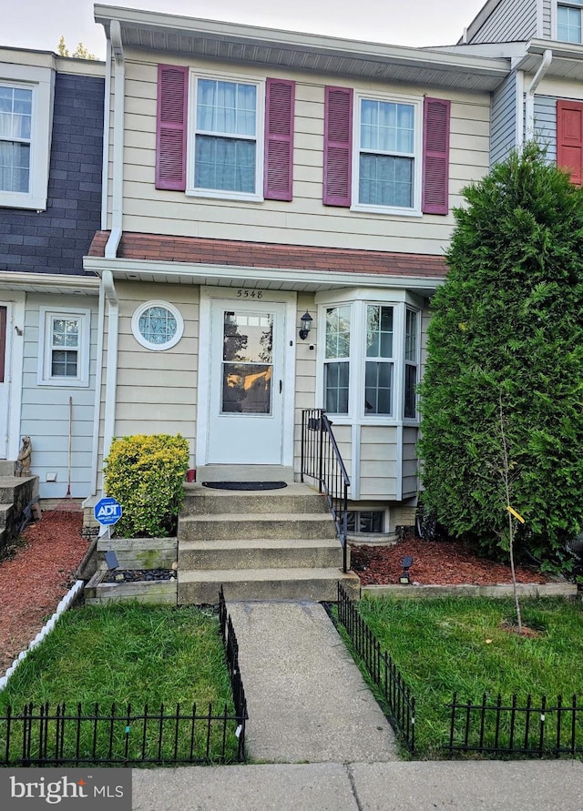 view of townhome / multi-family property