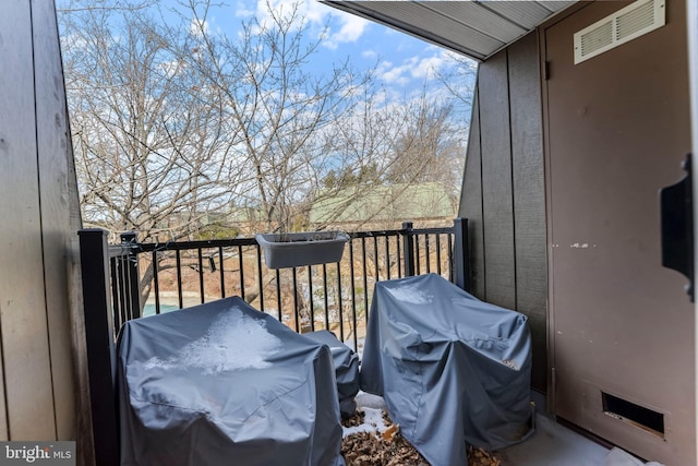 balcony featuring grilling area