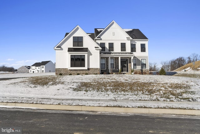 view of front of home with a porch