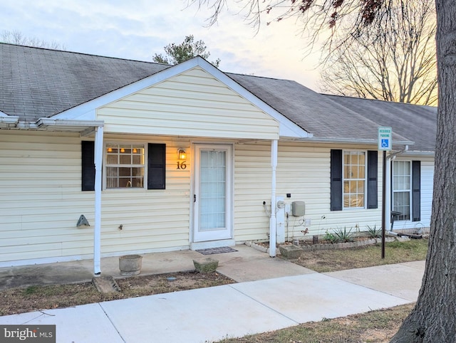 view of front of house