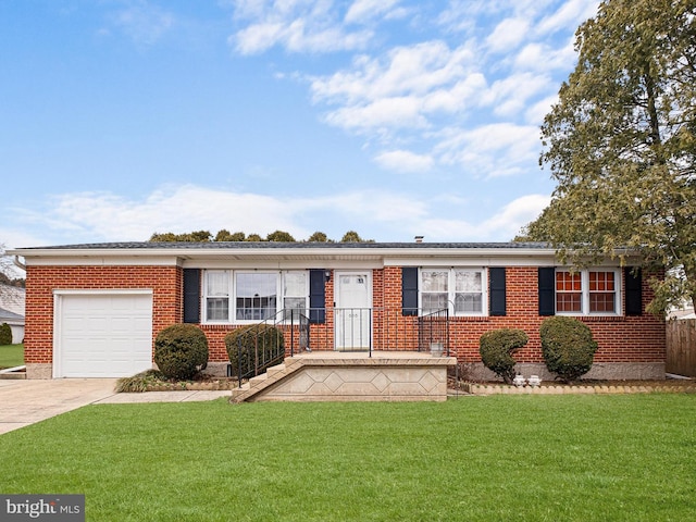 ranch-style house featuring a front lawn and a garage