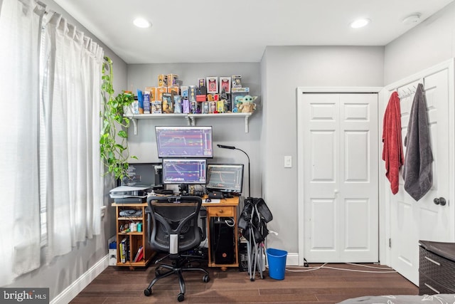 office area with dark wood-type flooring