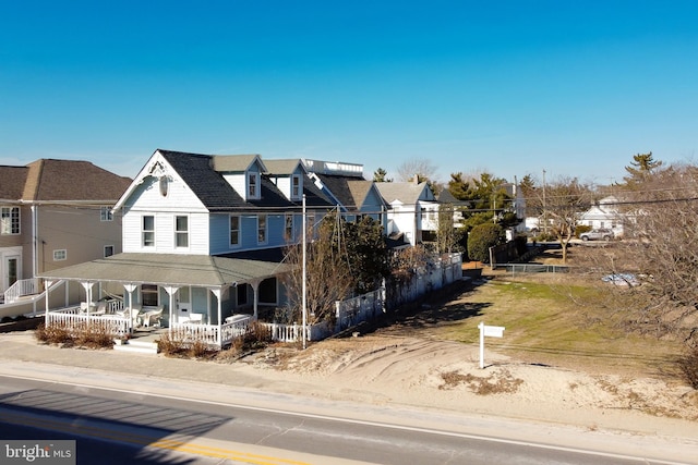 view of front facade with covered porch