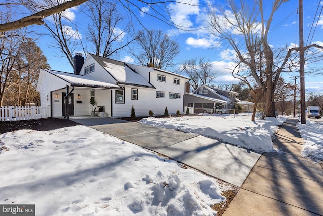 view of front of home