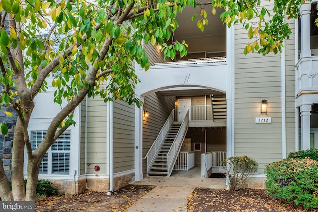 view of property entrance