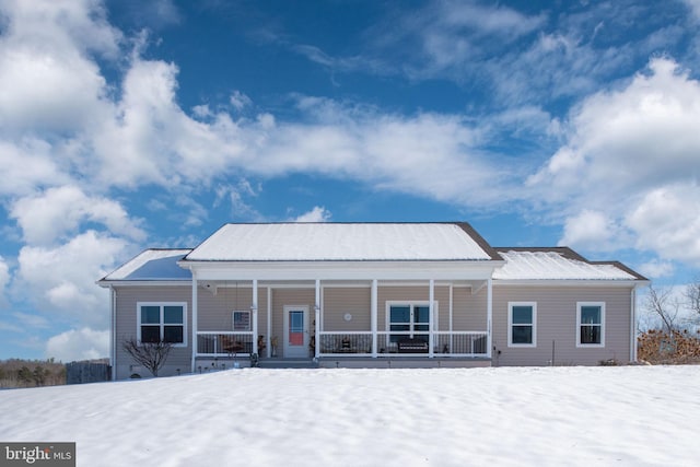 view of front of house featuring covered porch