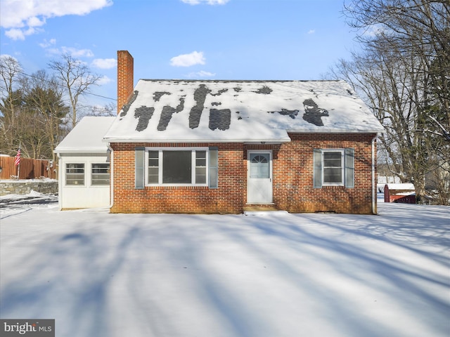 view of front of property