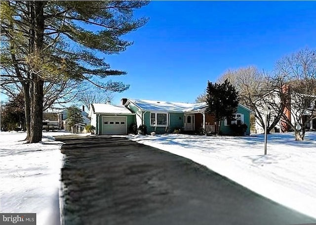 view of front of house featuring a garage