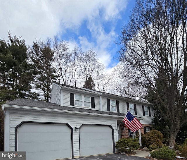 view of front of house featuring a garage