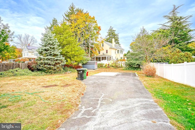 view of yard with a patio area