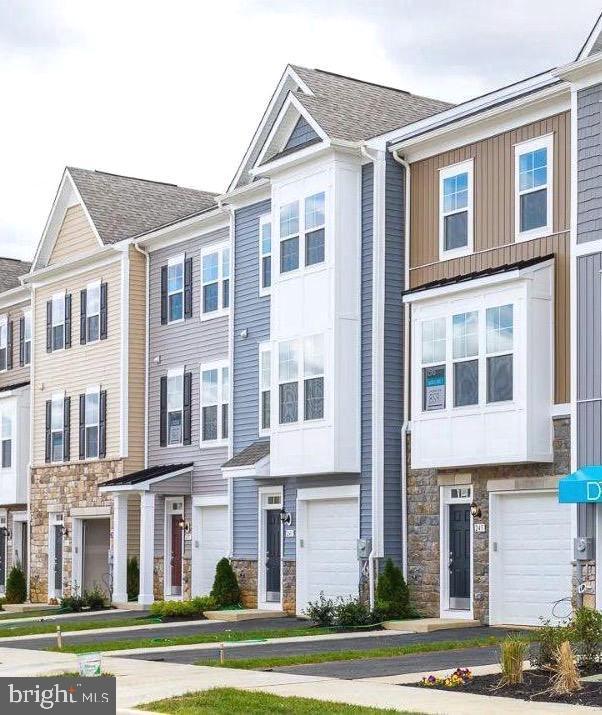 view of townhome / multi-family property