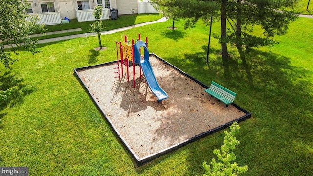 view of jungle gym featuring a yard