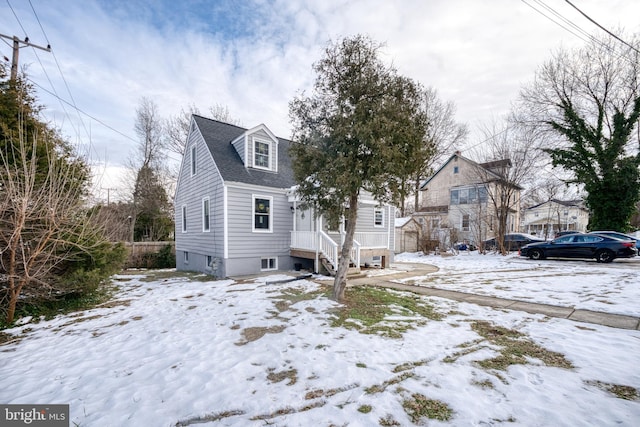 view of front of property