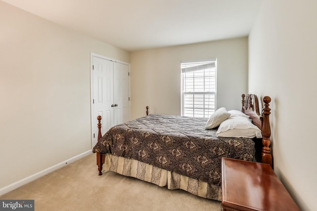 bedroom with carpet floors