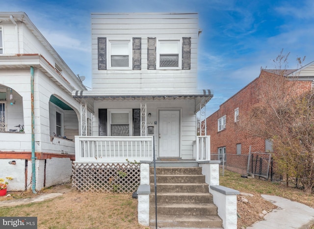 view of front of house featuring a porch