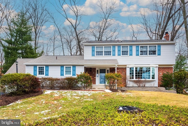 view of front of house with a front yard