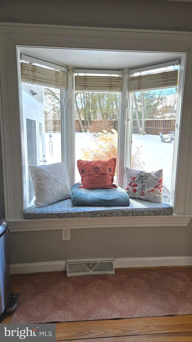 room details with hardwood / wood-style flooring