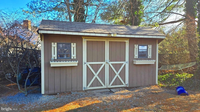 view of outbuilding