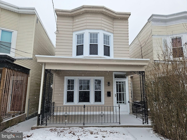 view of front of home with covered porch