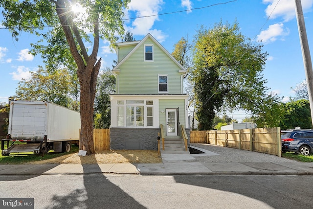 view of front of house