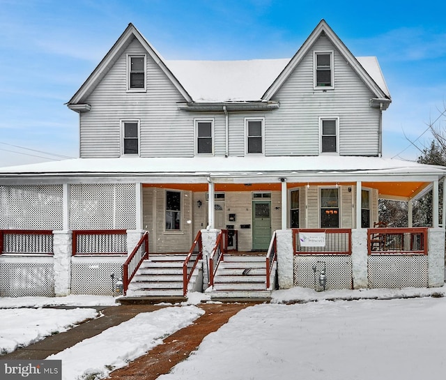 view of front of house featuring a porch