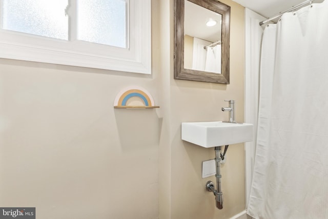 bathroom with sink