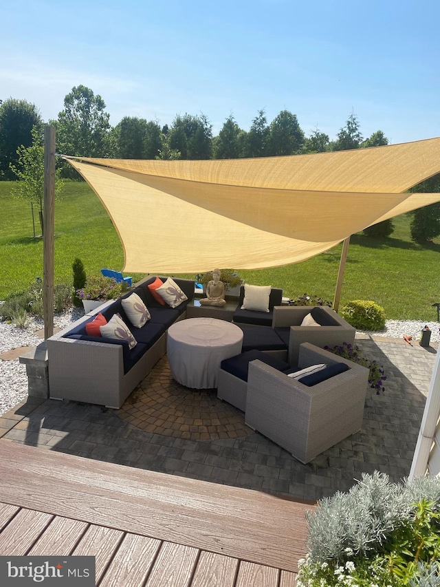 view of patio featuring an outdoor hangout area