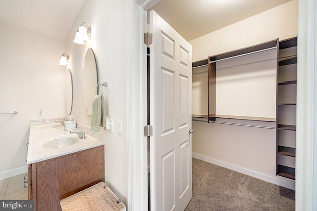 226 Loyal Dr, Mechanicsburg, PA 17050 - full bath featuring double vanity and baseboards