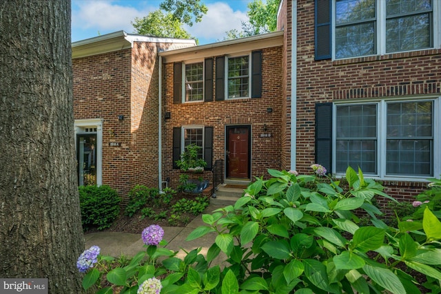 2518 S Walter Reed Dr Unit B, Arlington, VA 22206 - view of exterior entry with brick siding