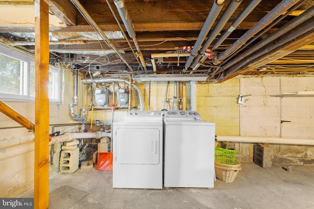 basement featuring separate washer and dryer