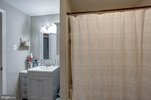 bathroom featuring vanity