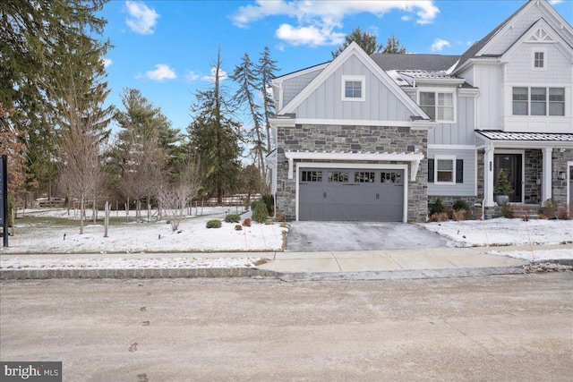 view of front of home featuring a garage