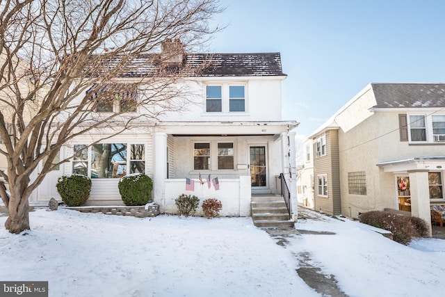 view of front of house featuring covered porch