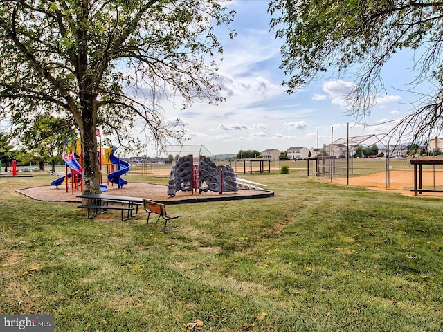 view of yard featuring a playground