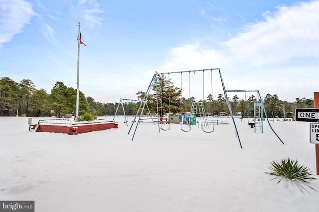 surrounding community with a playground