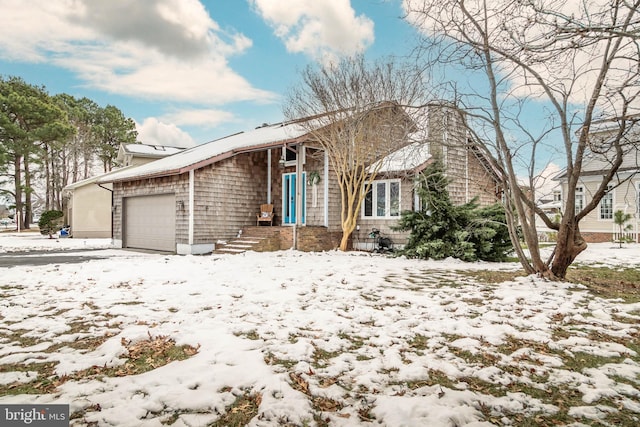 view of front of house featuring a garage