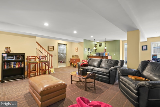 living room with carpet flooring