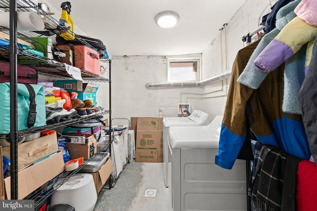 laundry area featuring washer and dryer