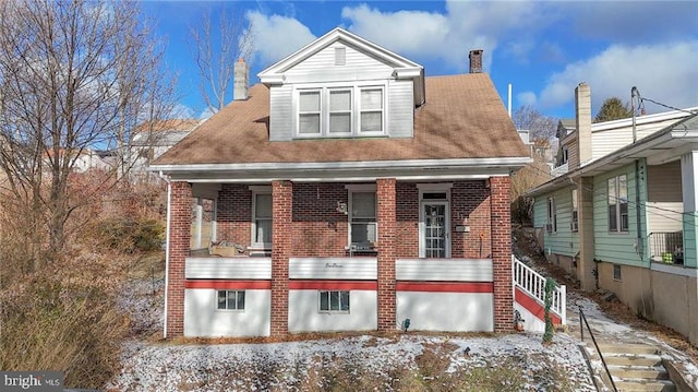 view of front of house featuring covered porch