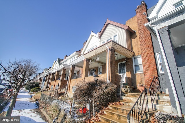 view of front of property