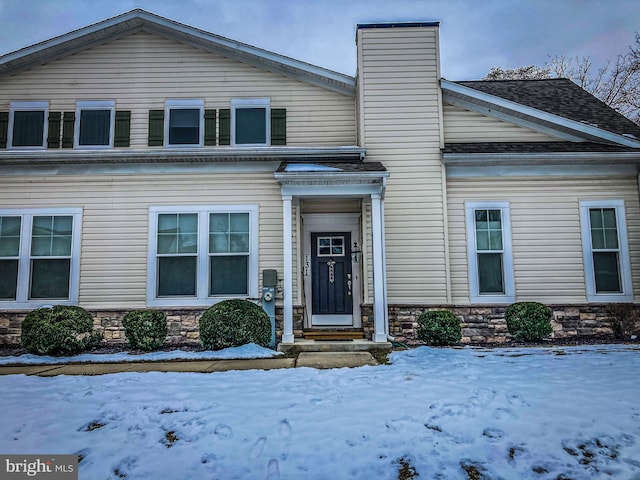 view of front of house