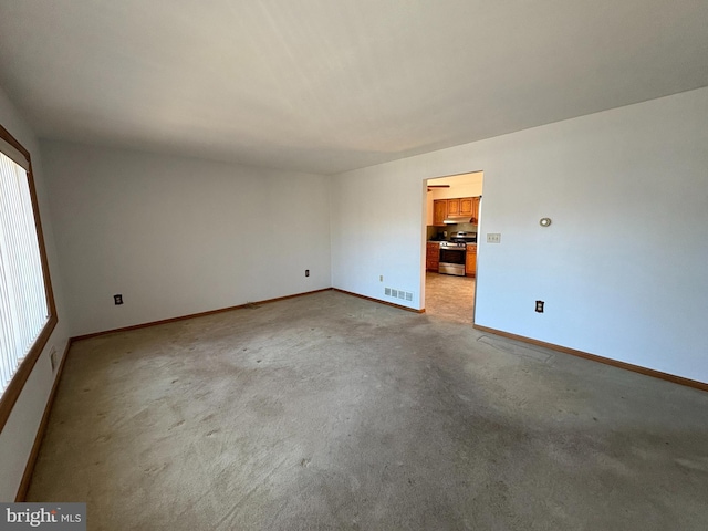 view of carpeted spare room