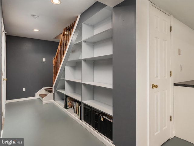 mudroom featuring concrete floors