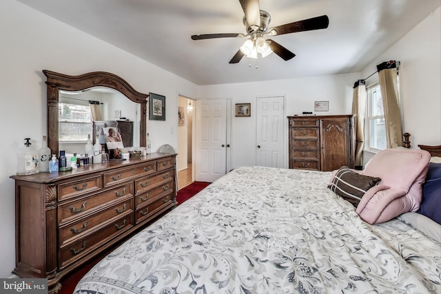 bedroom featuring ceiling fan