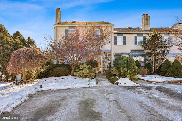 view of front of house