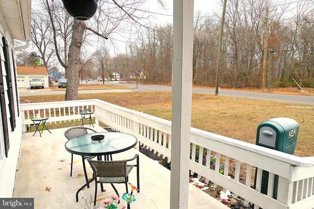 view of patio / terrace featuring covered porch