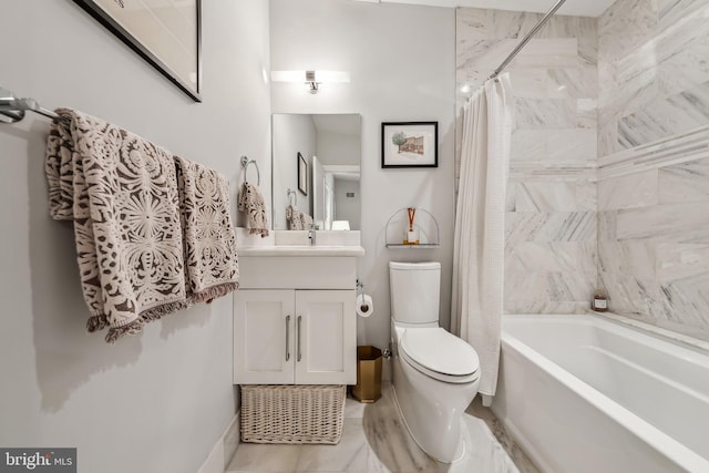 full bath with vanity, toilet, and shower / bath combo with shower curtain