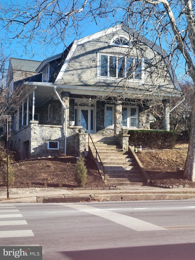 craftsman-style house with covered porch