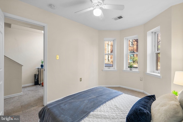 bedroom with ceiling fan