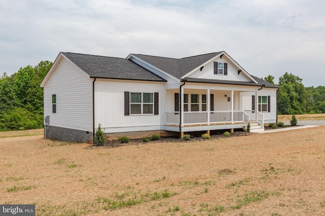 view of front of house with a porch